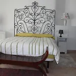 Dara Villa